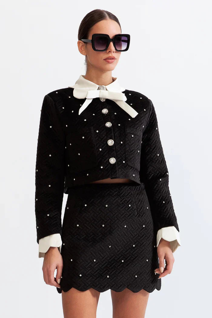 Conjunto Veludo com Detalhes Bordados