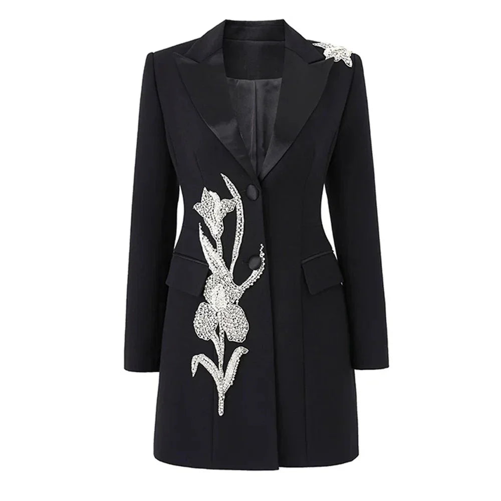 Blazer/Vestido Com bordado em Cristais - Com lapela em cetim