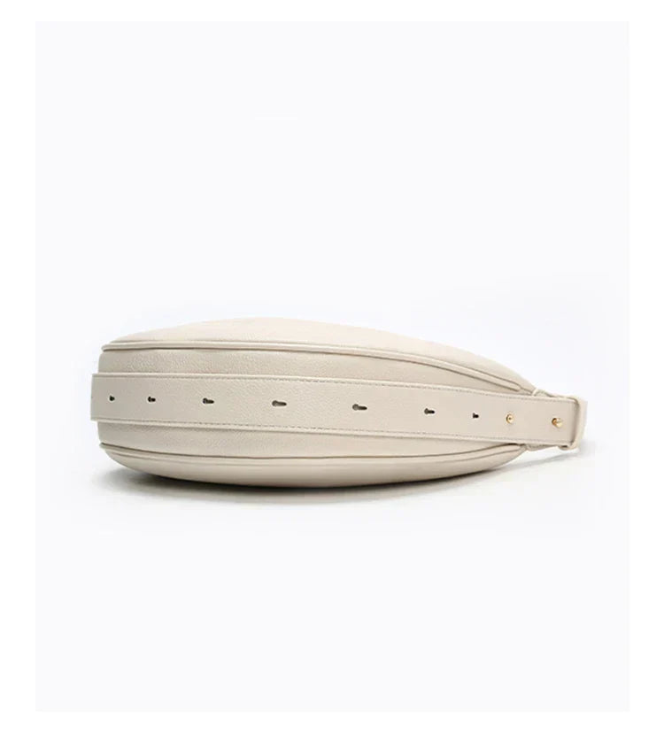 Bolsa – Modelo Meia-Lua, Estilo Crossbody, Elegante