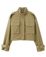 Conjunto Feminino Elegante com Casaco de Bolsos e Calça de Alfaiataria