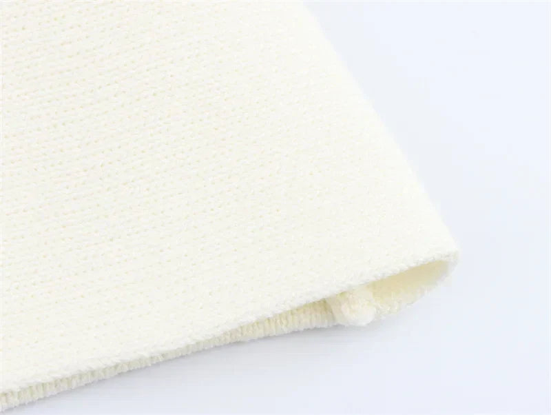 Colete de Tricô Sem Mangas – Branco com Detalhe, Estilo Casual Chic