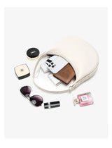 Bolsa – Modelo Meia-Lua, Estilo Crossbody, Elegante