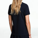 Camiseta – Manga Curta, Decote Redondo, Algodão, Bordado Floral, Casual e Confortável