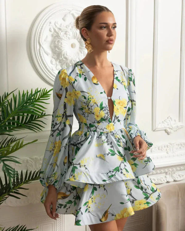 Vestido – Vintage, Decote V, Manga Lanterna, Saia Plissada