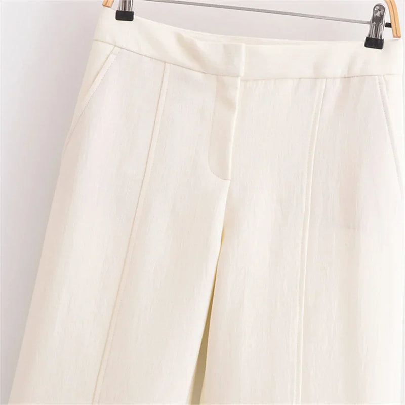 Conjunto Feminino Elegância Clássica – Blazer Transpassado com Botões Duplos e Calça de Cintura Alta