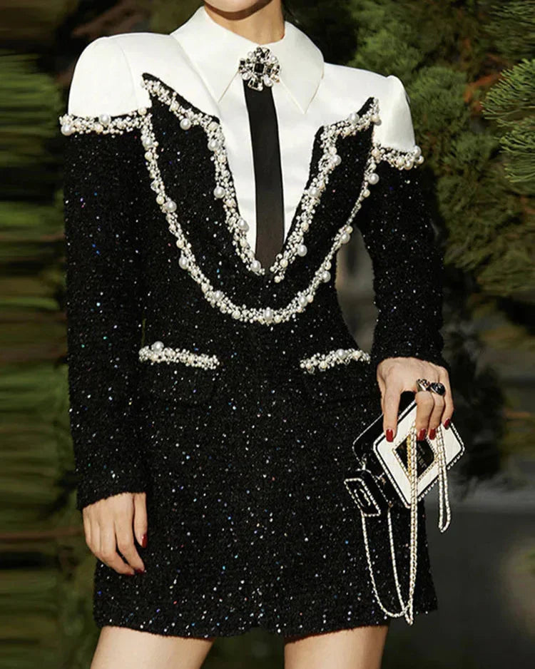 Vestido A-Line com Paetês e Bordado – Manga Longa, Gola Lapela e Design Bicolor