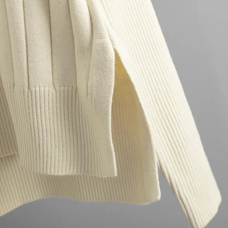 Conjunto Tricô Grosso com Blusa Gola Alta e Calça de Cintura Alta