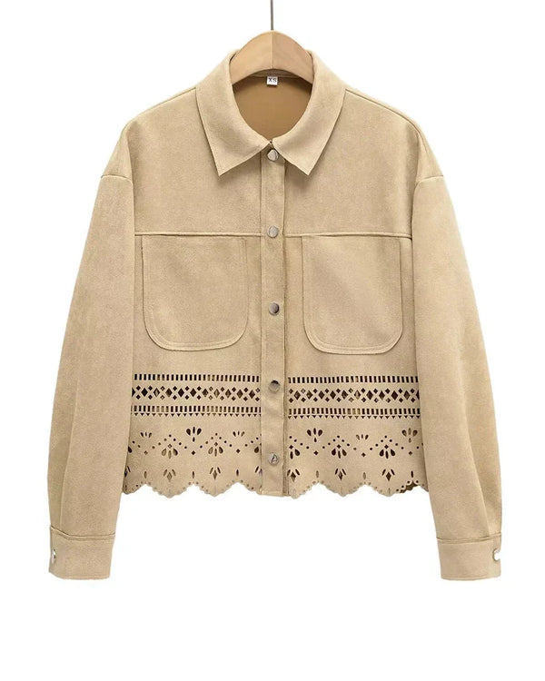 Casaco com Detalhes Vazados – Sofisticação Atemporal e Design Autoral