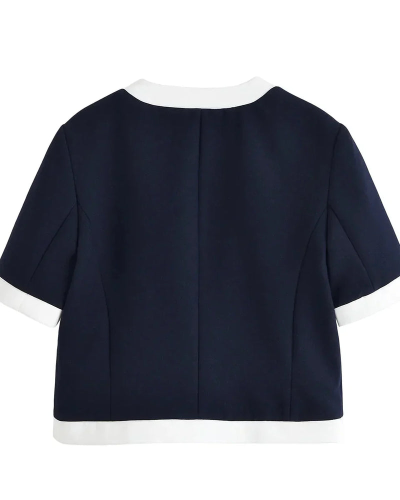 Conjunto Feminino Versátil – Blusa Básica com Recortes e Calça Reta Cintura Alta