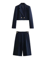 Conjunto Elegante – Blazer Curto com Botões Decorativos e Calça Pantalona