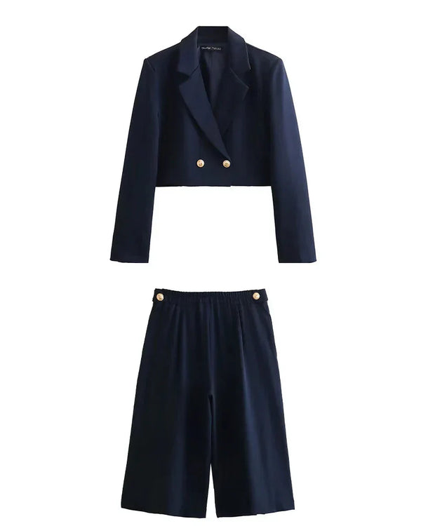 Conjunto Elegante – Blazer Curto com Botões Decorativos e Calça Pantalona