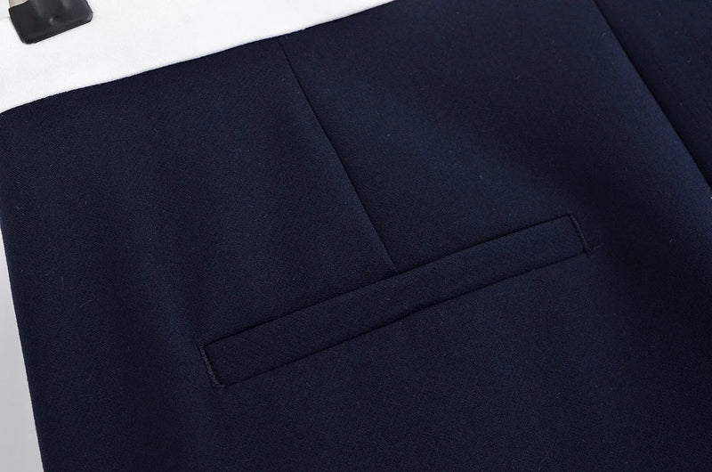 Conjunto Feminino Versátil – Blusa Básica com Recortes e Calça Reta Cintura Alta