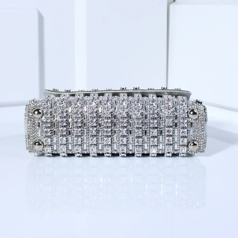 Bolsa Glamour Prateada com Brilho de Strass